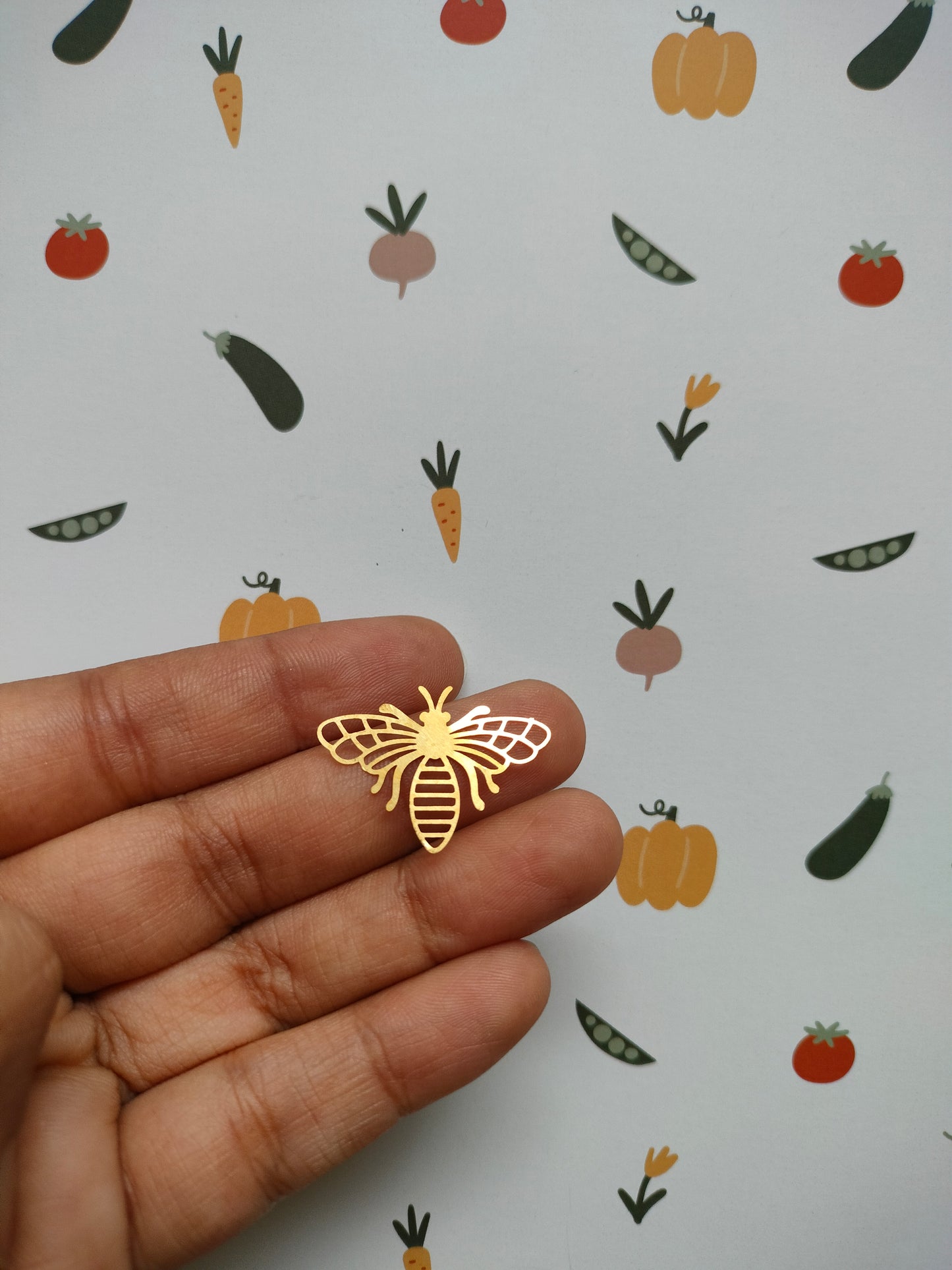 Charm HoneyBee