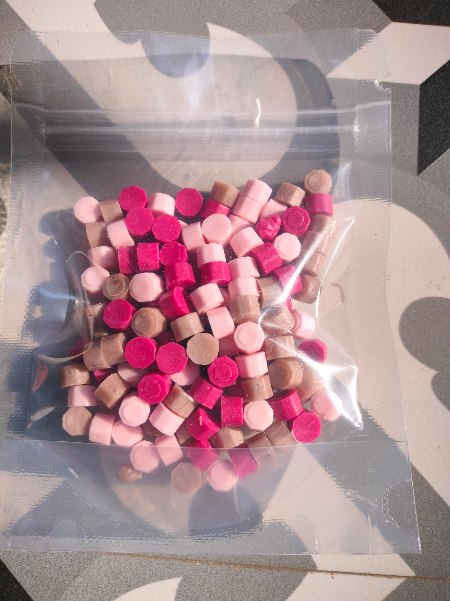 Wax beads for Seal Wax - Barbie