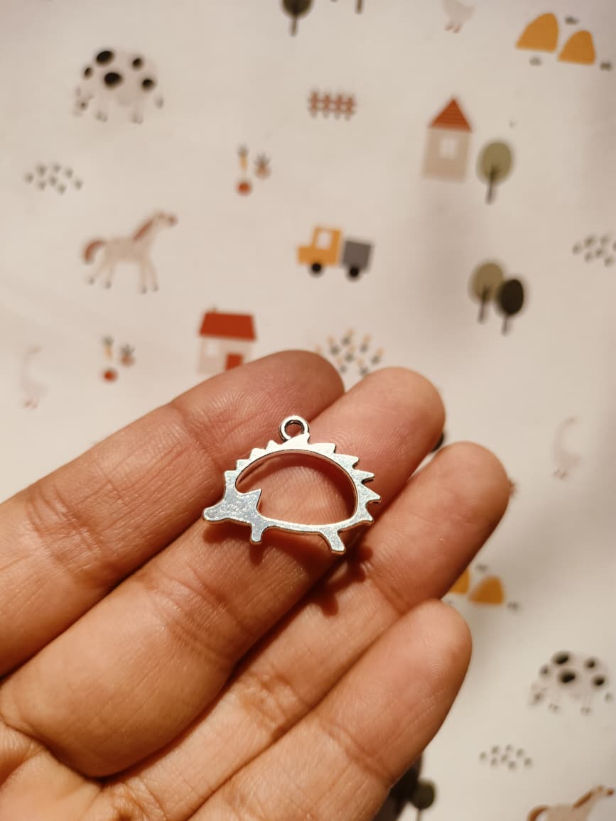 Hedgehog Bezel | 16*21 mm |Pendant Charm| Resin Alloy Jewelry Making