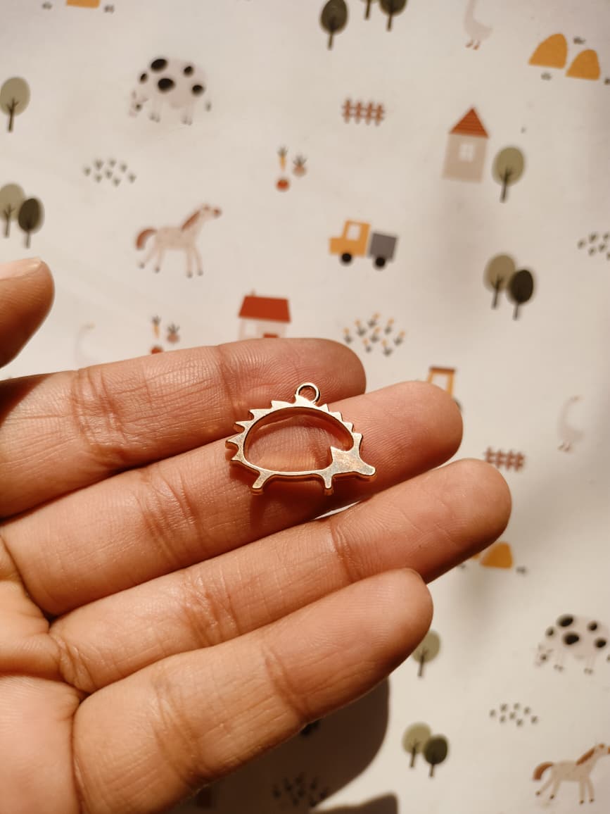 Hedgehog Bezel | 16*21 mm |Pendant Charm| Resin Alloy Jewelry Making
