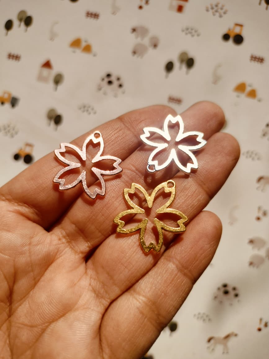 Big Sakura Charm | 22*22 mm | Resin Alloy Jewelry Making