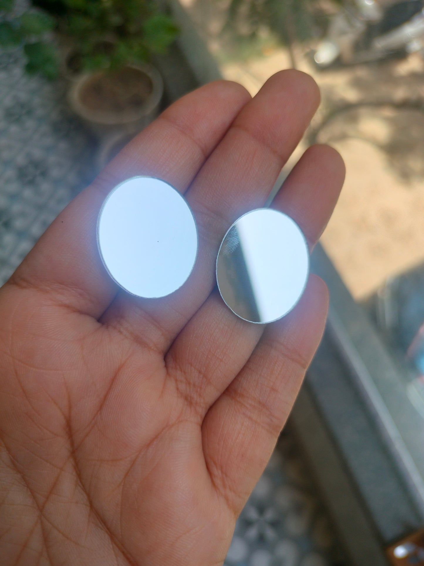 Oval Acrylic Mirror Cutout 25 mm (Set of 50 pc)