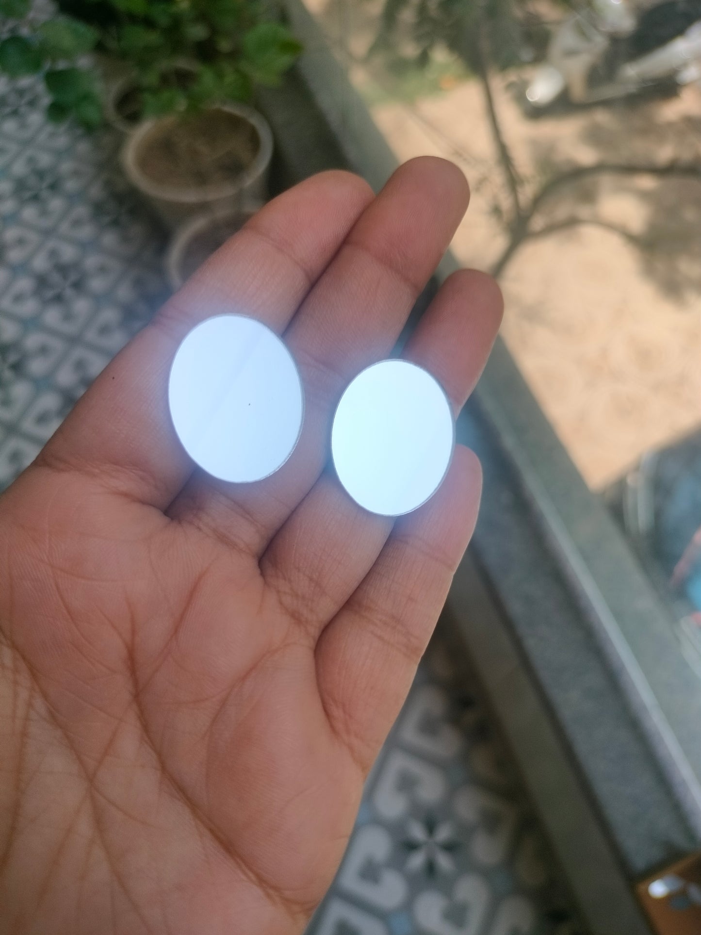 Oval Acrylic Mirror Cutout 25 mm (Set of 50 pc)