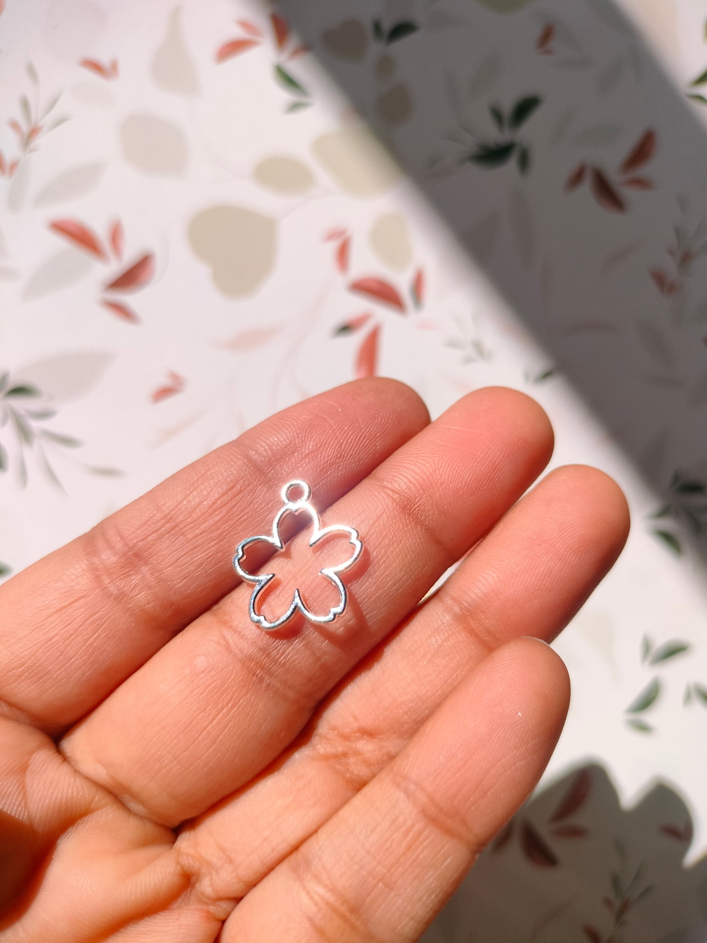 Sakura Flower Bezel |17*15 mm |Pendant | Resin Alloy Jewelry Making