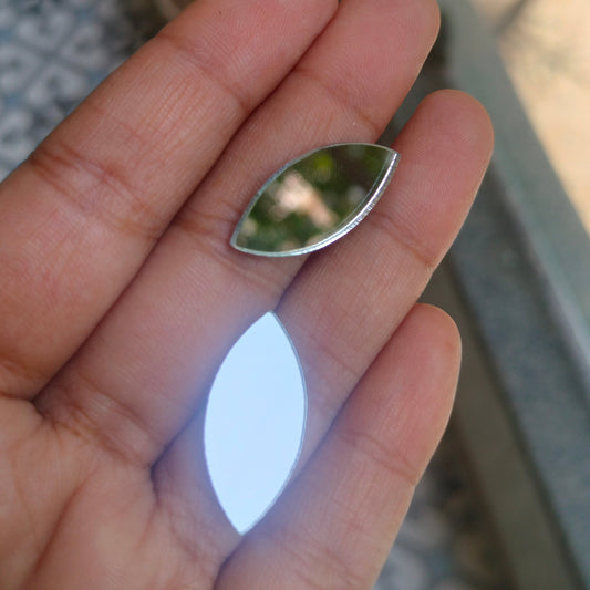 Leaf Acrylic Mirror Cutout 25 mm (Set of 50 pc)